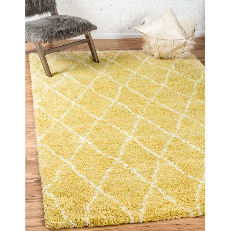 Tapis jaune à motif géométrique arrière, Rectangle 4 pi 1 po x 6 pi 1 po