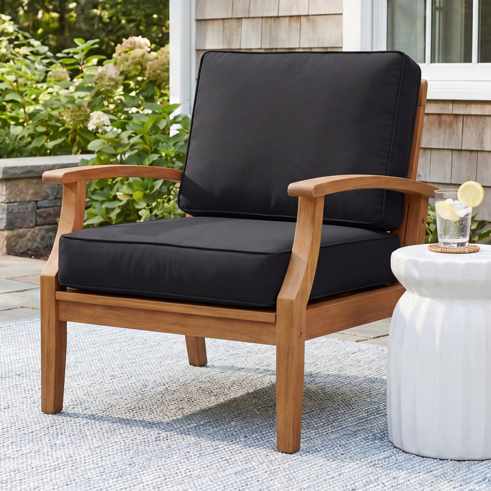 Azelia Outdoor Lounge Chair