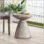 Table d'appoint d'extérieur moderne en béton léger avec structure durable et aucun assemblage requis