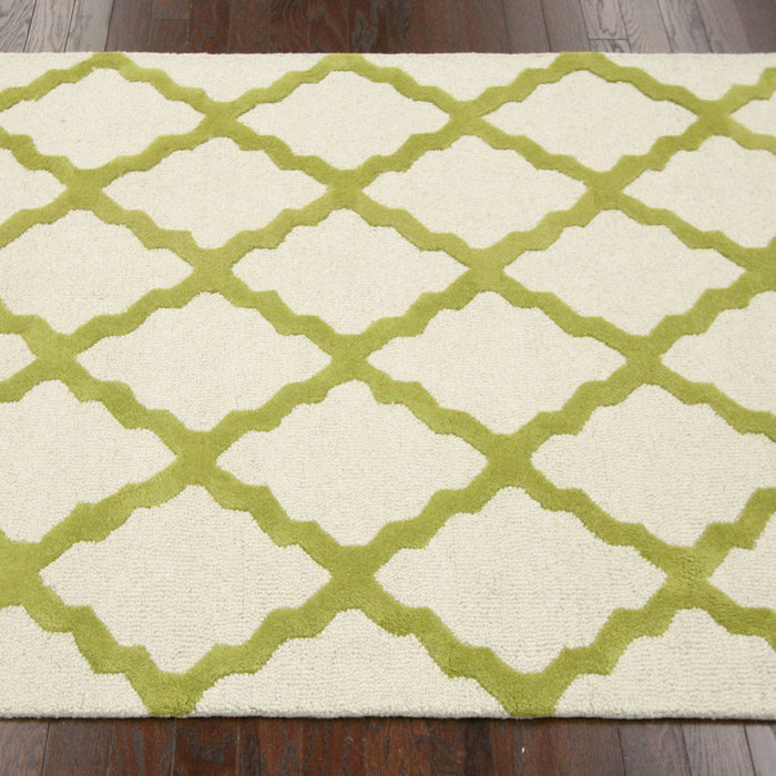 Rug, 5' x 8'