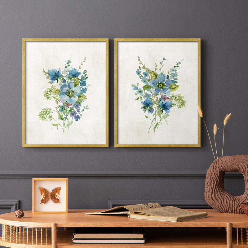 «Bouquet of Blue I», reproduction encadrée de qualité supérieure - prête à être accrochée - aucun clou requis - aucun clou requis