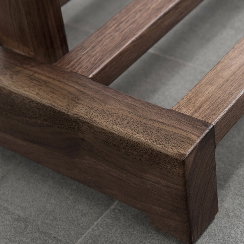 Portemanteau robuste avec base solide