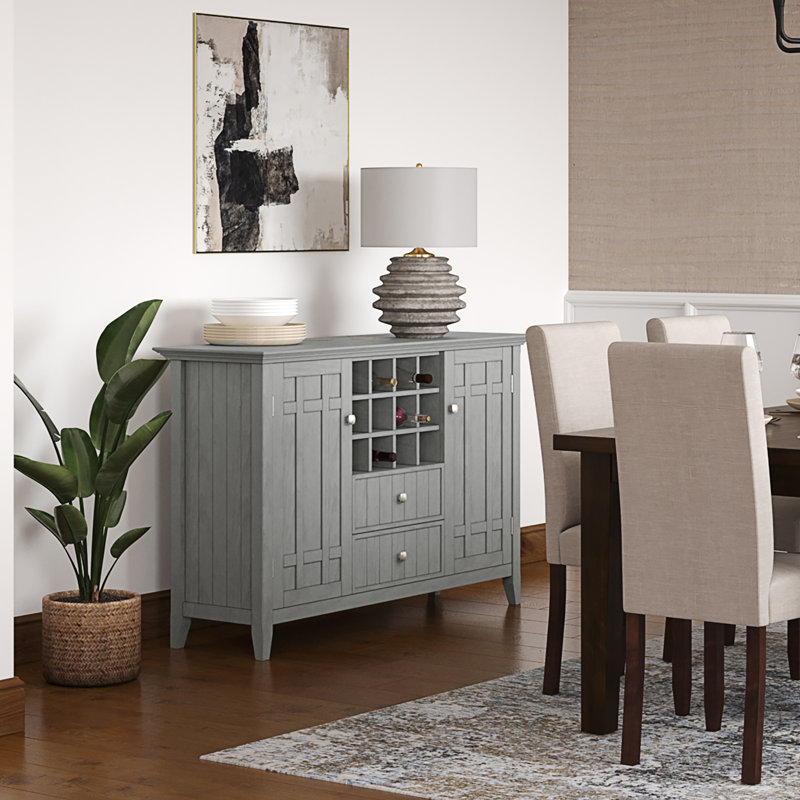 Buffet et porte-bouteilles en bois massif l 54 po Bedford, 2 tiroirs et 2 armoires, Gris brouillard