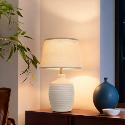 Lampe de table en céramique 1 lumière, lampe de table en céramique moderne avec abat-jour en tissu pour salon / chambre à coucher / espace de travail