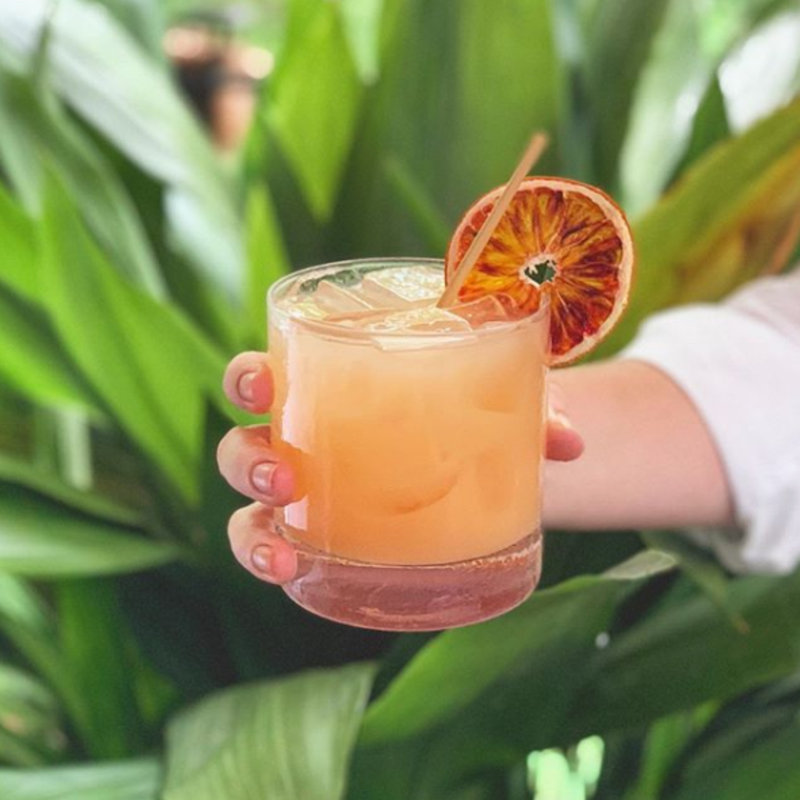 Tige de blé cocktail buvant des pailles