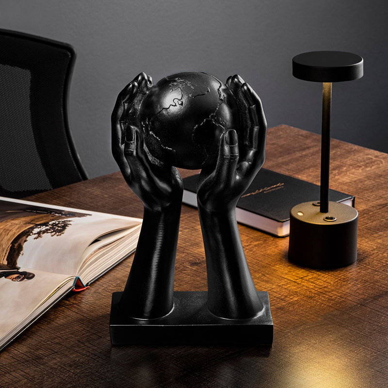 Élégant objet décoratif noir, 7,1 x 11,8 x 3,5 pouces | 100% polyester, pièce décorative durable et élégante | Parfait pour la décoration intérieure, l'esthétique moderne et pour rehausser l'ambiance de n'importe quelle pièce