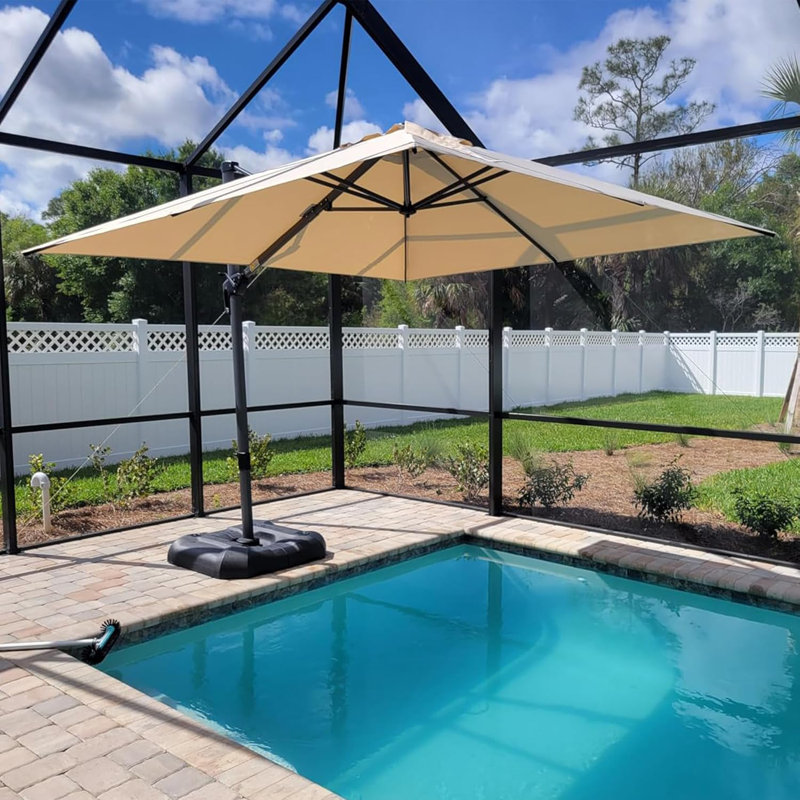 Parasol carré en porte-à-faux 9 pi beige avec base et rotation à 360 degrés, Beige