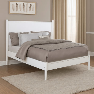 Grand lit plateforme Mid-Century blanc, fabrication en bois d'ingénierie, aucun sommier tapissier, lit moderne de taille incontournable dans la chambre à coucher, tête de lit haute, lattes de soutien du matelas