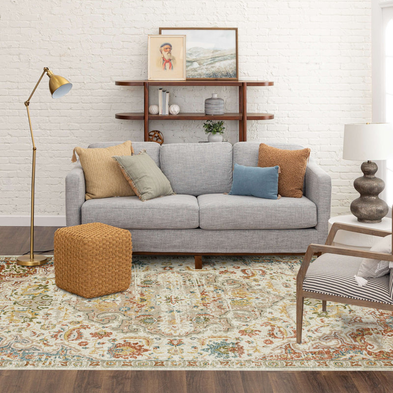 Memento Oriental Indoor Rug, Rectangle 5' x 7'6"