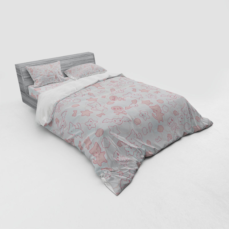 Doodle Polyester Duvet Cover, Queen Duvet Cover + 3 Additional Pieces