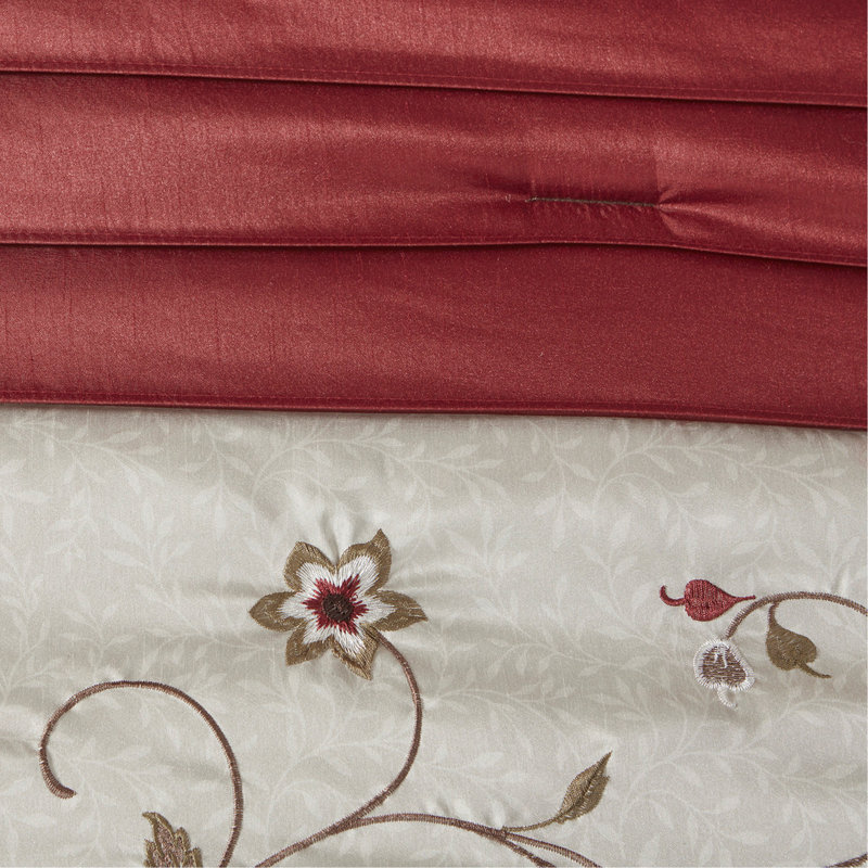 Ensemble d'édredon élégant 7 pièces avec détails floraux brodés et rembourrage en polyester hypoallergénique, pour les grands lits