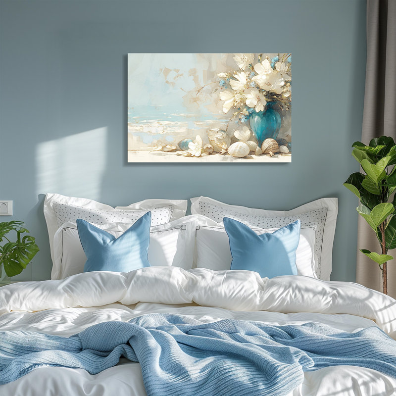 Vase turquoise sur toile tendue avec coquillages, 20" H x 30" W
