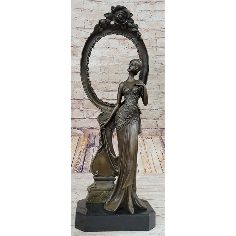 Figurines et sculptures