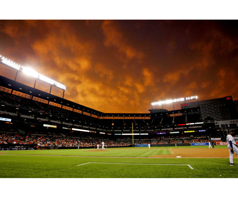 Camden Yards, H 27 po x l 40 po
