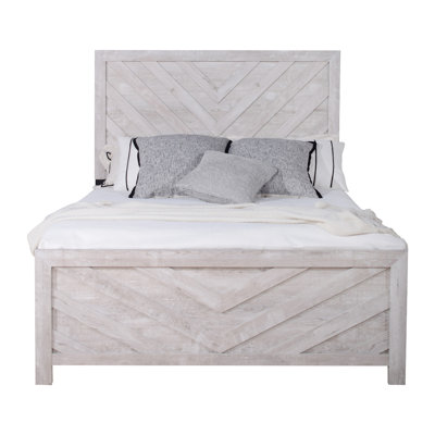 Bisca Cali King Bed With Chevron Patterned Design, Driftwood Gray Finish