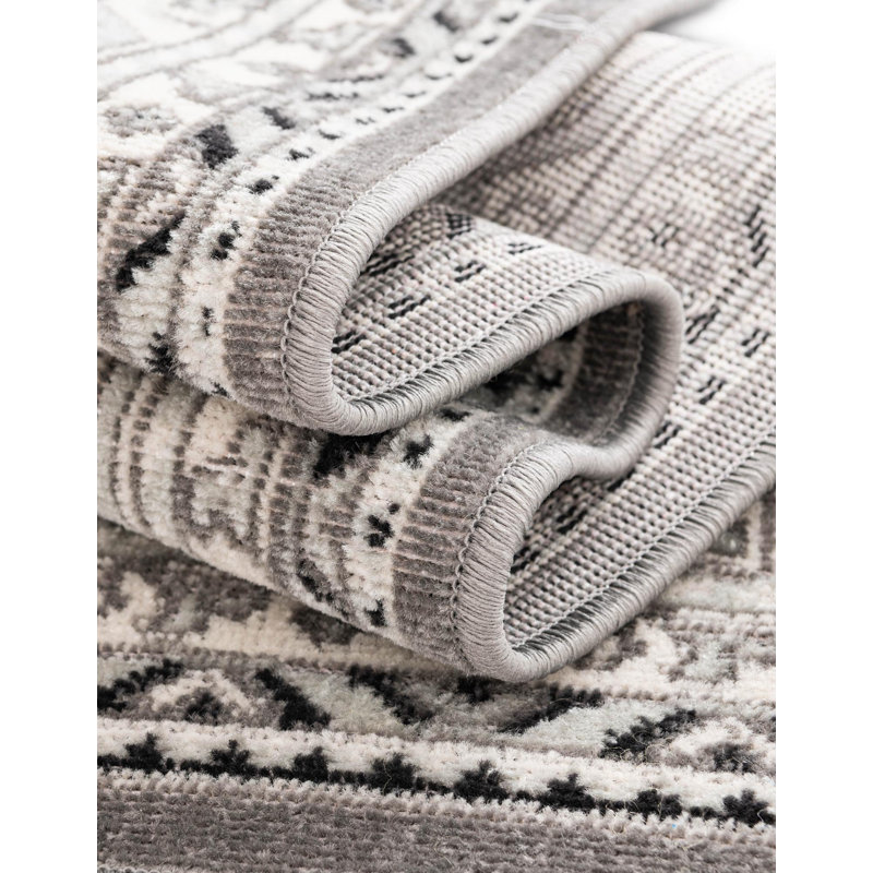 Tapis gris à motif géométrique Swinson, Gris, Tapis de couloir 2 pi x 6 pi 1 po