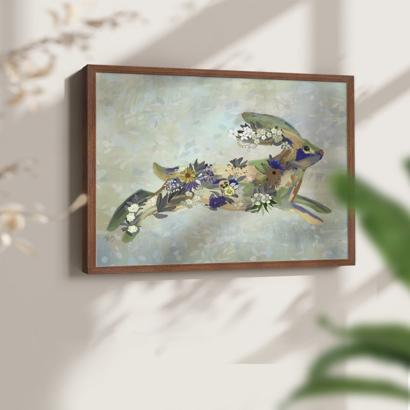 Fantastic Florals Hare, Courir - Reproduction encadrée - Restickable, H 22 po x l 28 po, Noyer