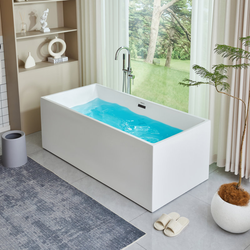 Chloe 59" x 30" Freestanding Soaking Bathtub, White/Matte Black