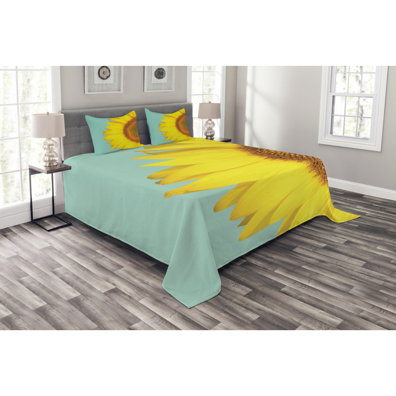 Yellow/Blue Microfibre Bedspread, 220 x 264 cm