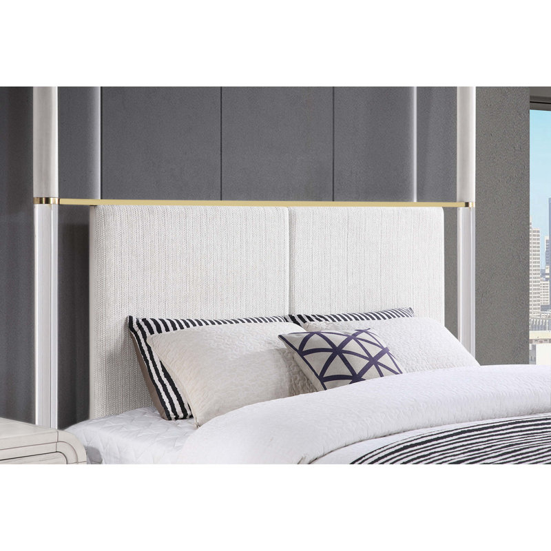 Malco Queen Oak Four Post Bed