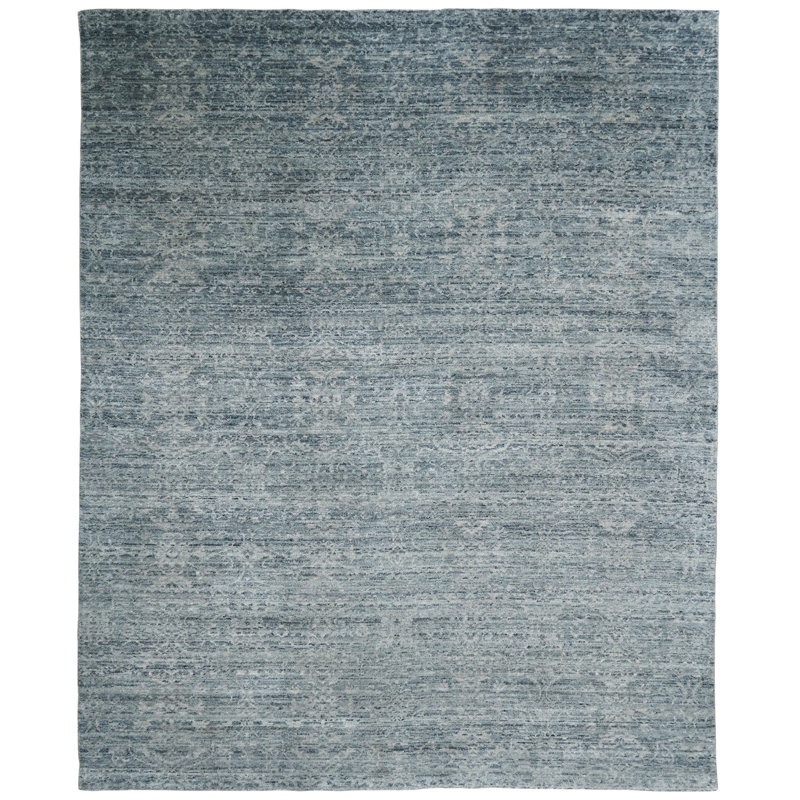 Bezout Floral Area Rug in Gray, Rectangle 2' x 3'