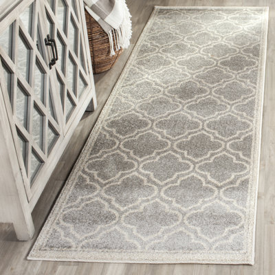 Ammundsen Geometric Light Gray/Ivory Area Rug