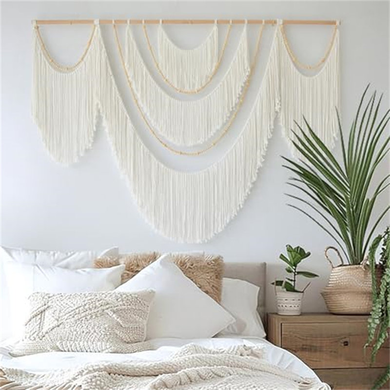 Grande décoration murale en macramé - Guirlande Boho Yarn Art avec pampilles et perles