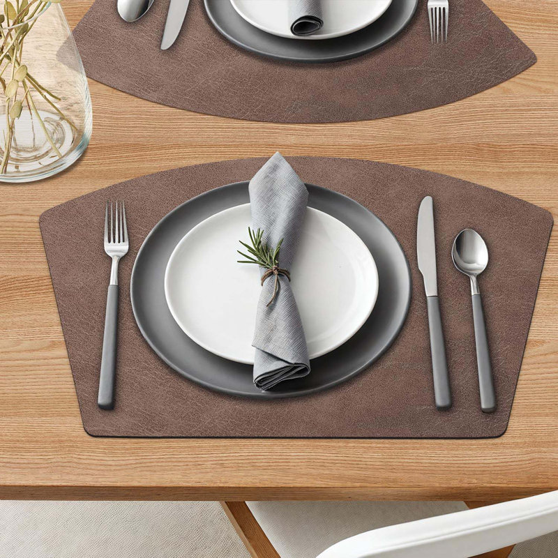 Placemats For Round Table Set Of 6, Faux Leather Wedge Shaped Place Mats For Dining Table, Heat Resistant Washable Wipeable Table Mats Reversible, Coffee