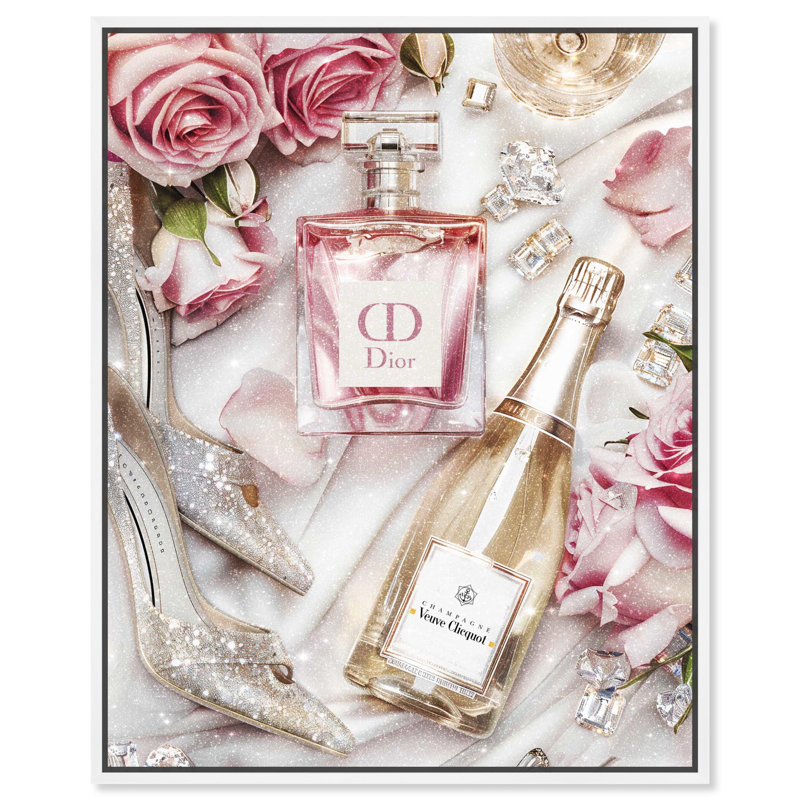 «Sparkling Glam Arrangement II», art sur toile par , H 31 po x l 25 po, Cadre flottant blanc