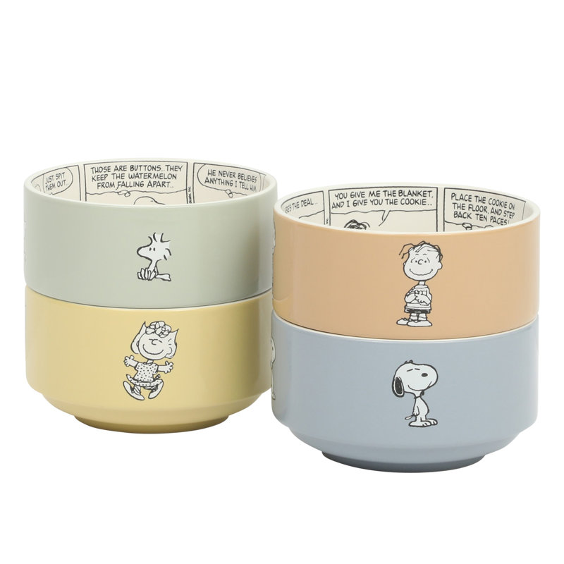 Ensemble de 4 bols empilables en céramique de 5,5 po Peanuts Snoopy Bonbon Bites