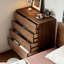 Commode d'appoint minimaliste de couleur noyer