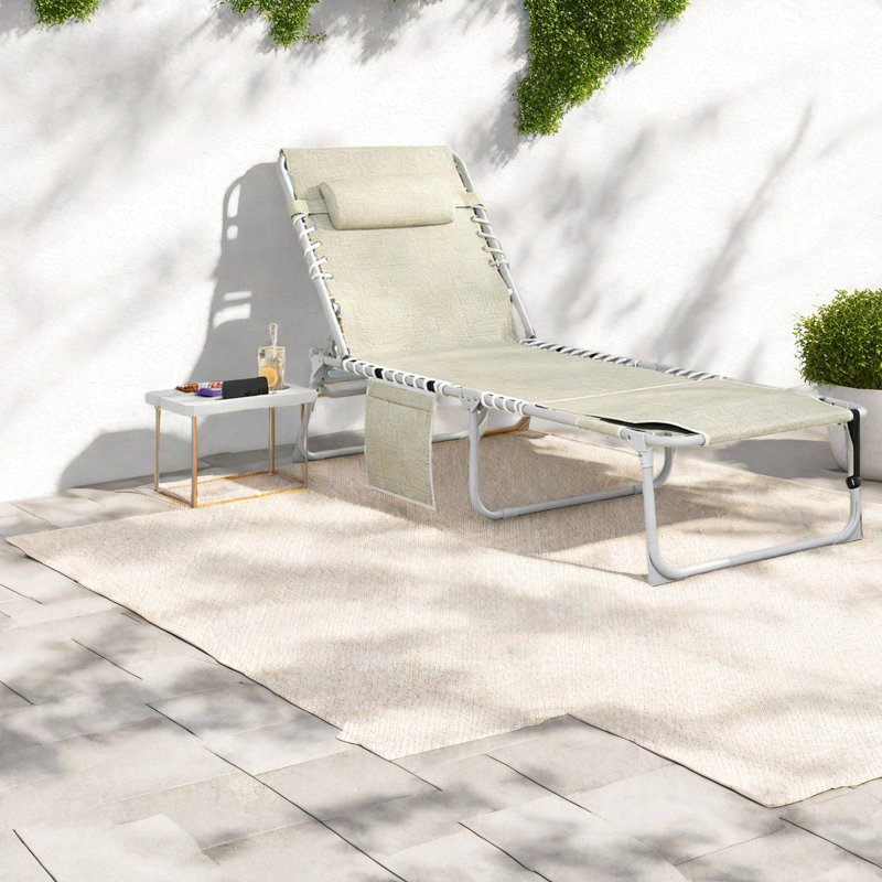 Chaise longue de patio réglable avec structure en acier pour une détente extérieure moderne