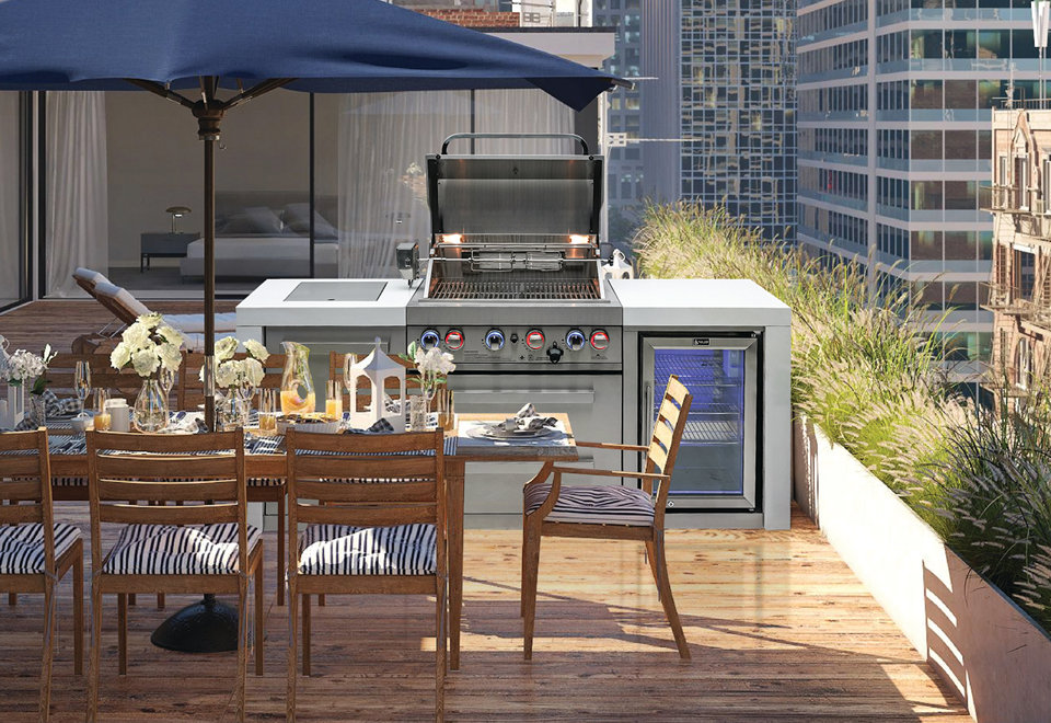 Enjoy the stability and splendor of traditional stainless steel.
