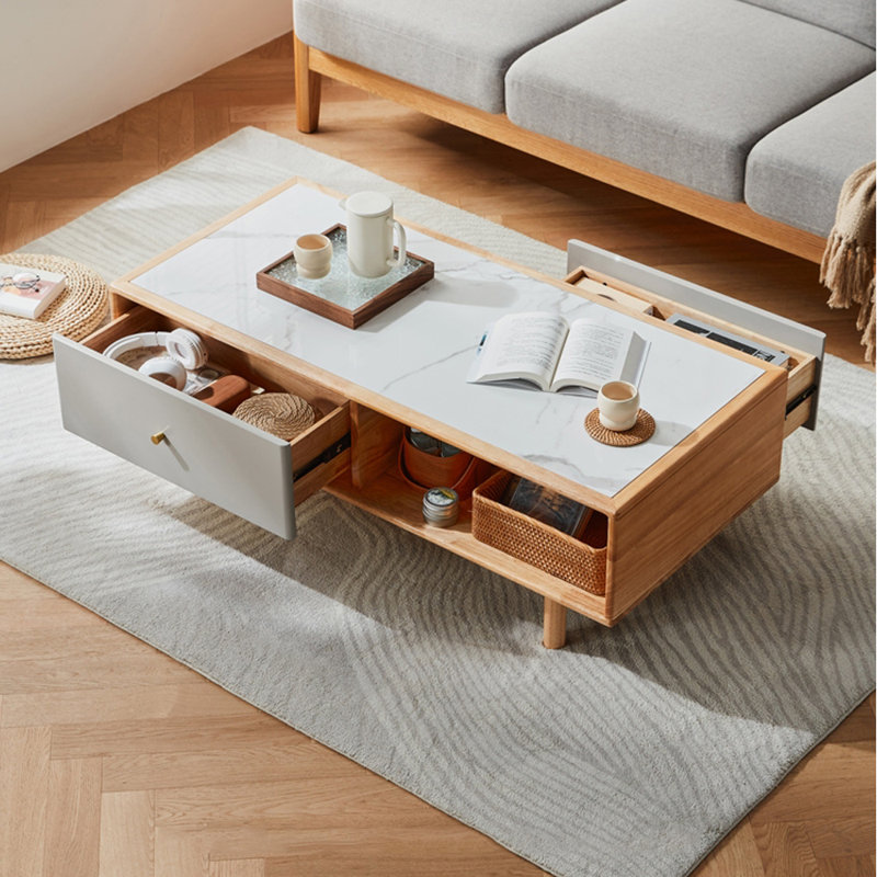Meuble télé de style minimaliste jumelé à une table basse