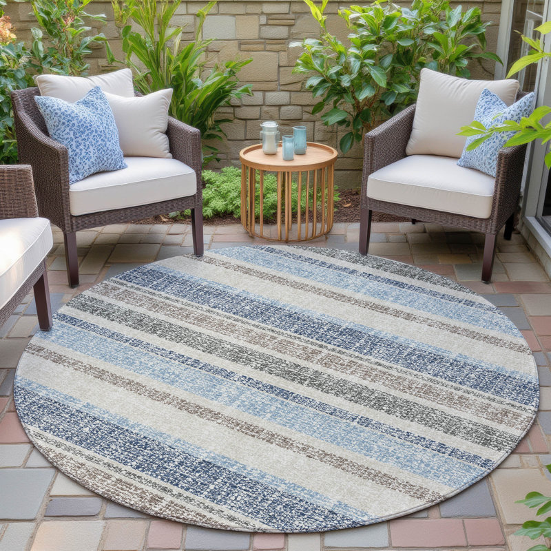 Machine Washable Indoor/Outdoor Xhevrie Navy Rug, Round 8'