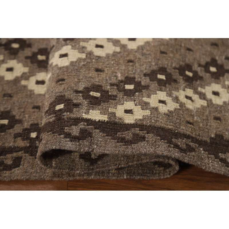 Tapis oriental kilim brun à motif géométrique 4 x 5