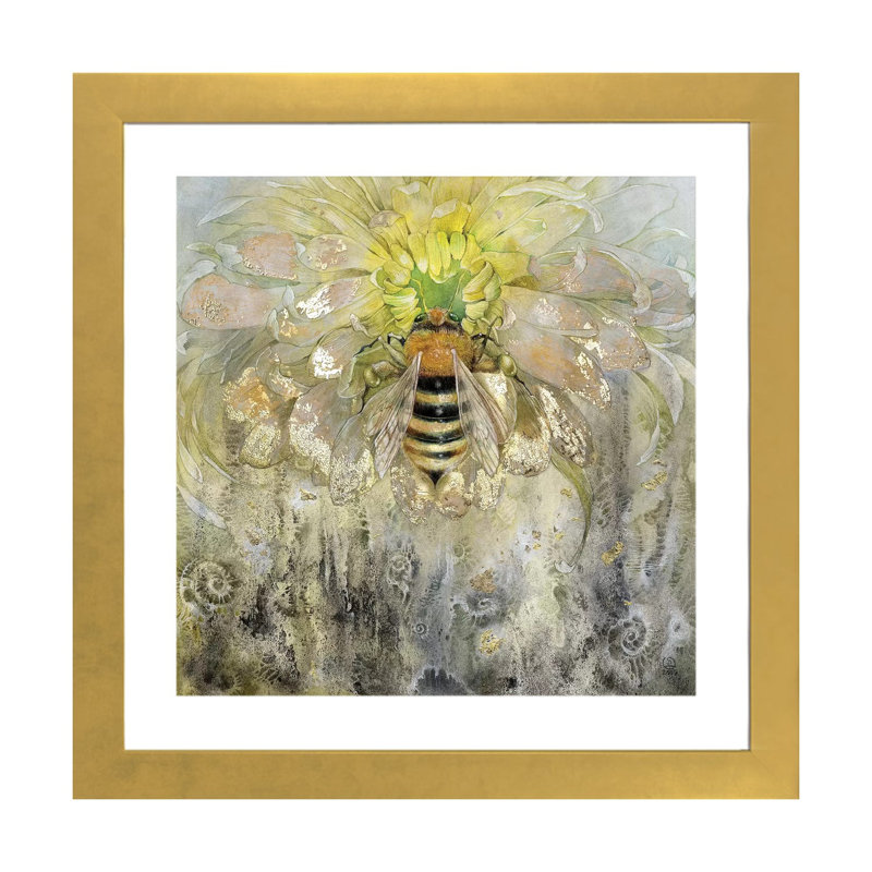 Abeille par Stephanie Law - reproduction d'art, H 16 po x l 16 po x p 1 po, Papier encadré doré