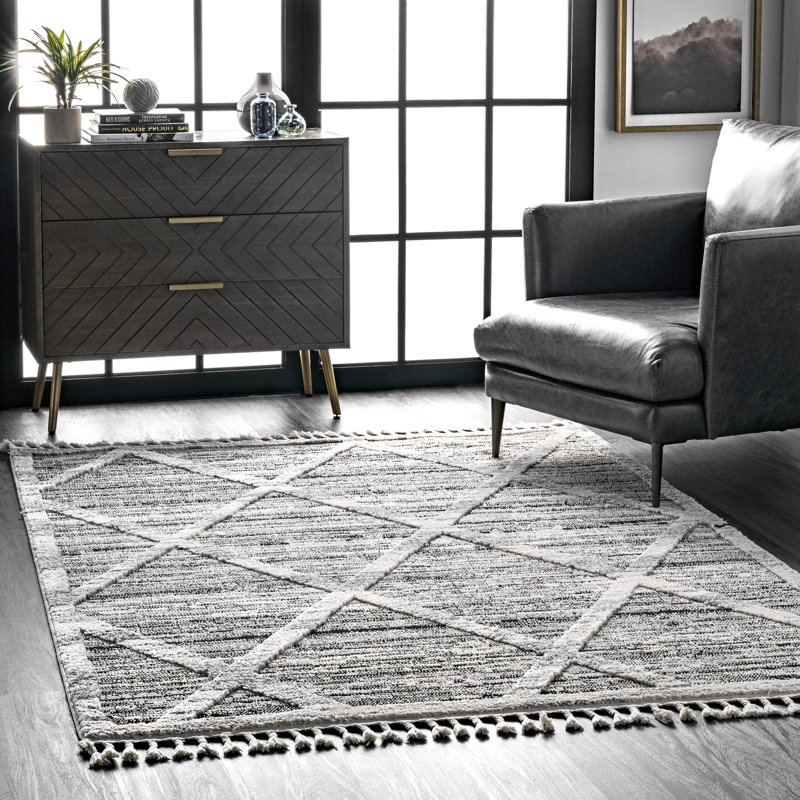 Amiya Geometric Indoor Rug, Rectangle 4' x 6' 8"