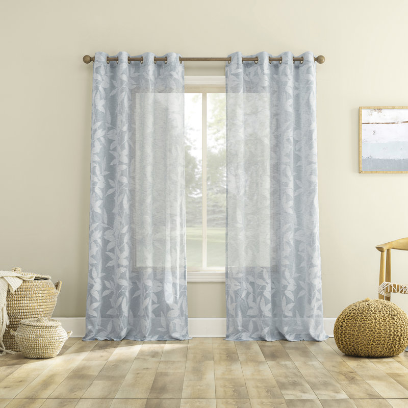 Panneau de rideau semi-diaphane avec œillets Nadia, L 52 po x L 63 po, Bleu
