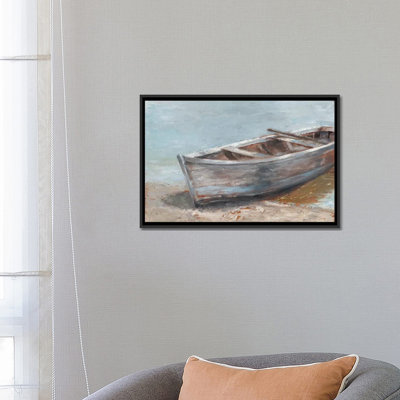 «Whitewashed Boat II» par Ethan Harper - reproduction d'art encadrée