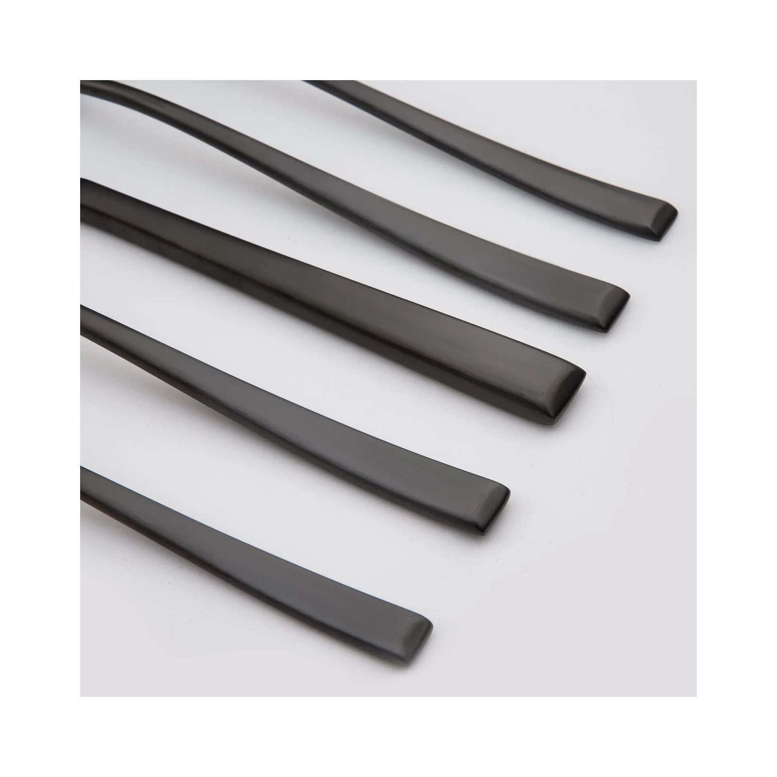Cambridge Marlise Mirror 20-Piece Flatware Set, Black