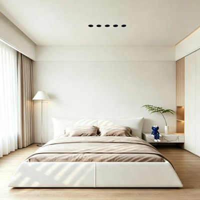 Très grand lit plateforme tapissier avec tête de lit en velours de forme spéciale, structure en métal et bois massif, beige / blanc
