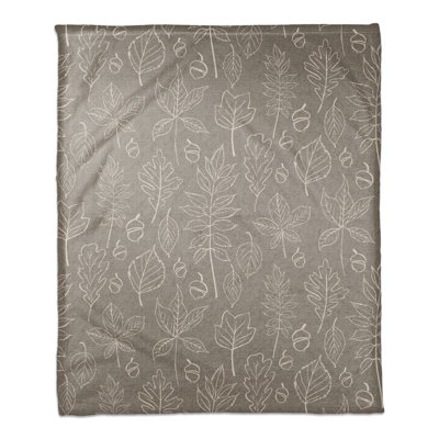 Leaf Pattern Throw-Blanket