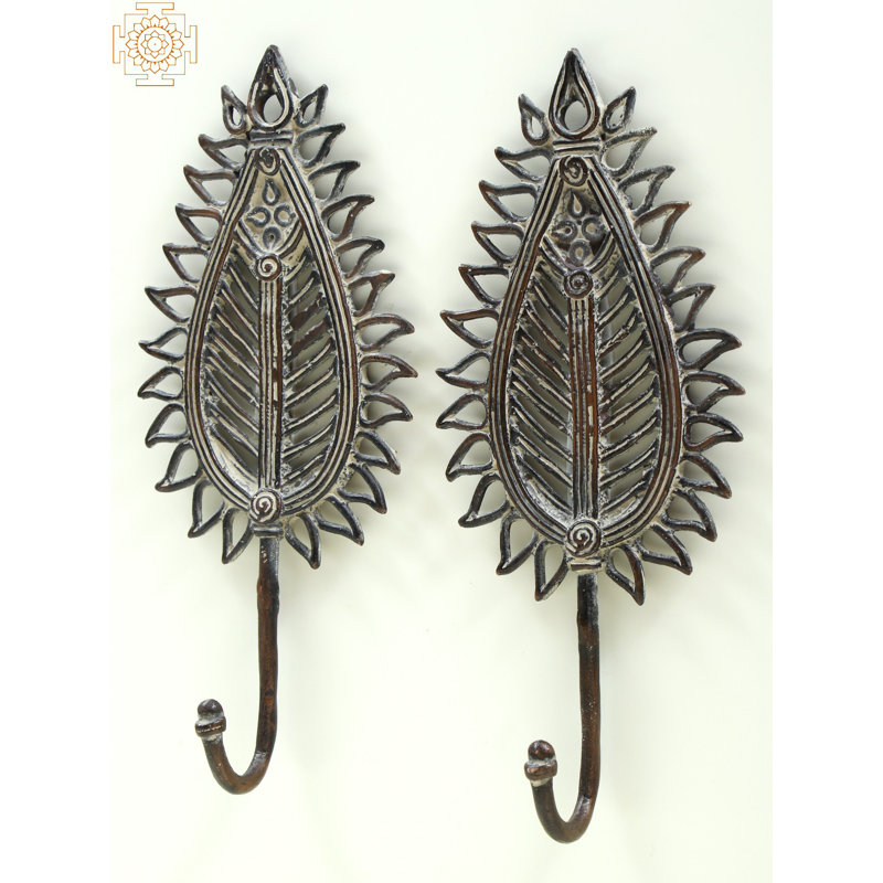 Metal Wall Organizer with Key Hooks