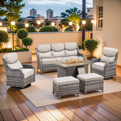 Ensemble de 6 meubles de patio, canapé d'extérieur en osier avec chaises pivotantes à bascule et foyer au gaz 55000, ensembles de conversation modernes en rotin à siège profond pour terrasse