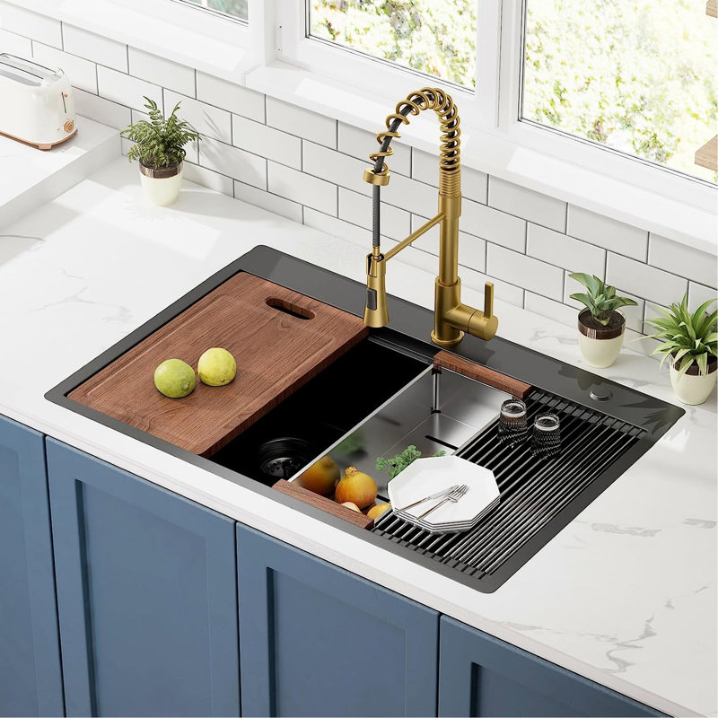 Évier de cuisine noir en acier inoxydable de calibre 16 de 33 pouces avec égratignures - surface 304 et ensemble de passoires