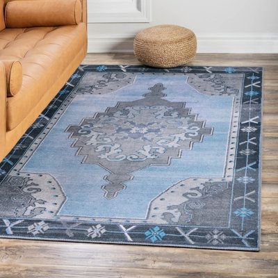 Tapis traditionnel de couleur gris-bleu