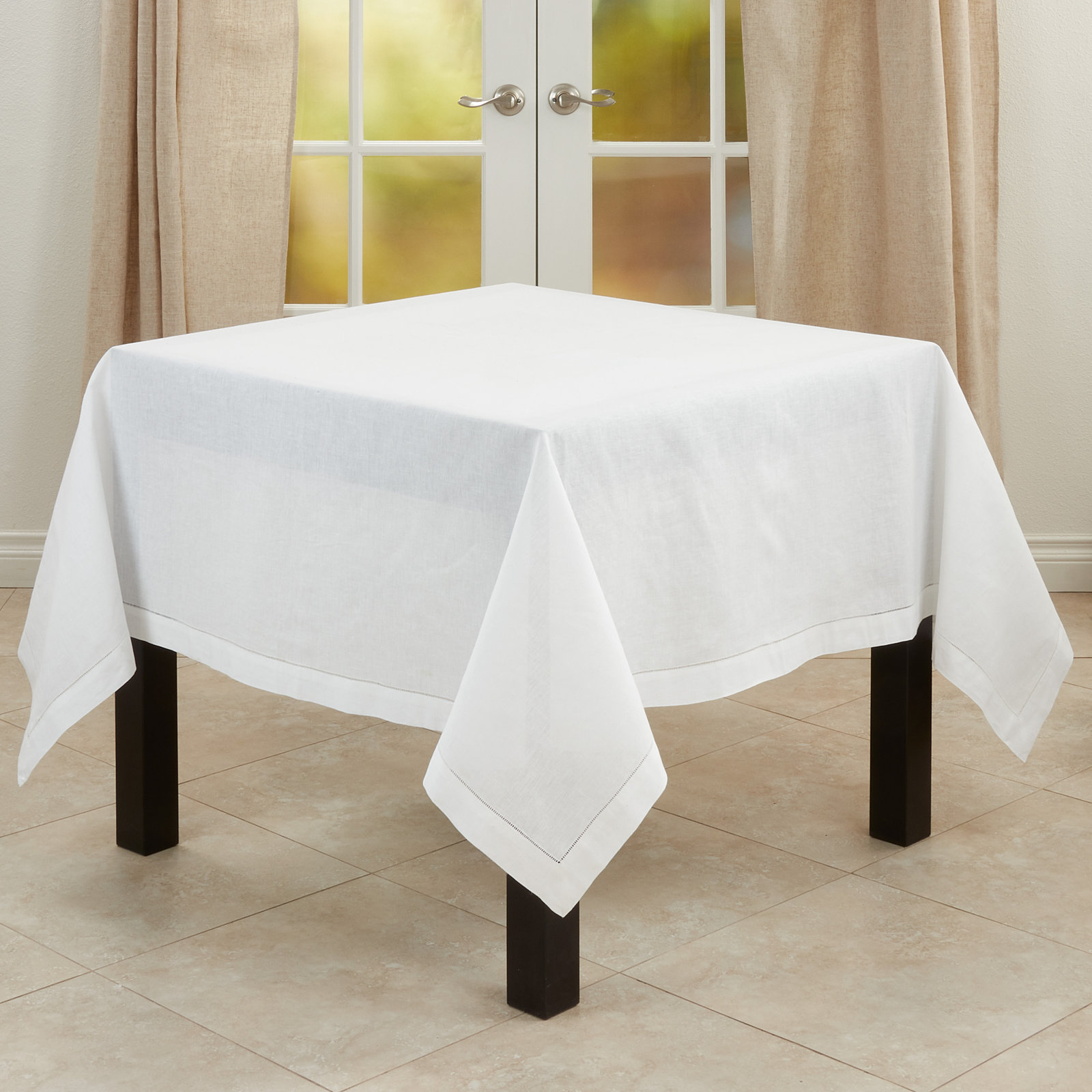 Gelder Tablecloth, 90" L x 90" W, White