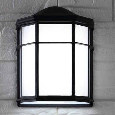 Madera LED Wall Light