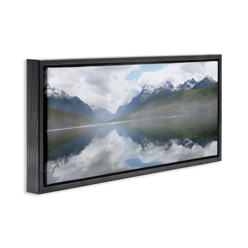 "Mountain Peak Reflections", art mural encadré par Lori Deiter, H 11 po x l 25 po, Cadre flottant noir de jais